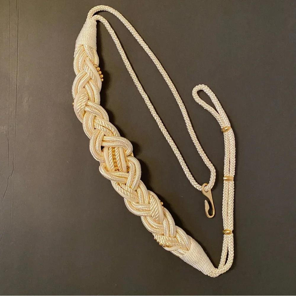 VINTAGE BELT CREAM CORD BRAIDED GOLD TONE BEADS MEDALLION 45.5”